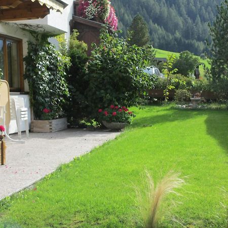 Haus Madeleine Apartment Neustift im Stubaital Exterior photo