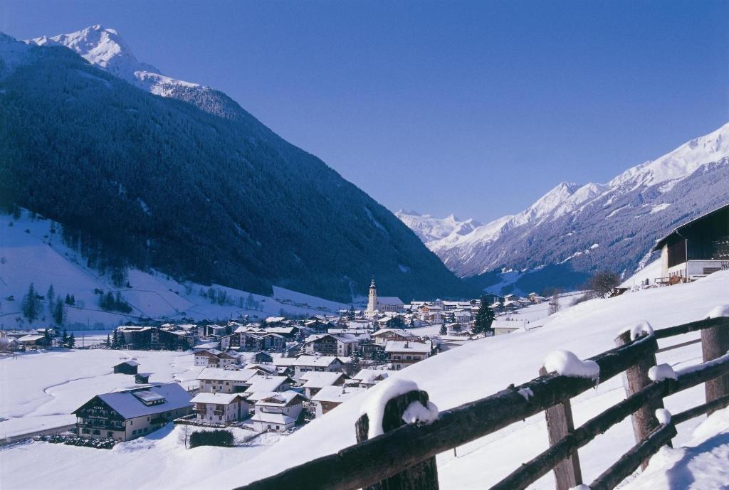 Haus Madeleine Apartment Neustift im Stubaital Exterior photo